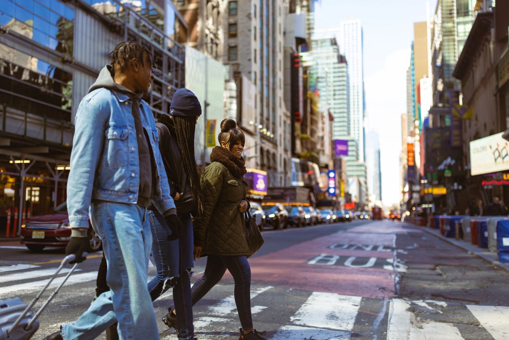 People crossing a New York City street—reliable support across NY and surrounding areas